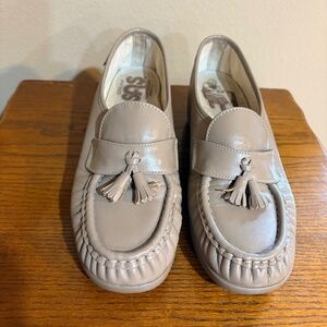 SAS Slip Comfort Loafers Tassels Tan Women's 8M